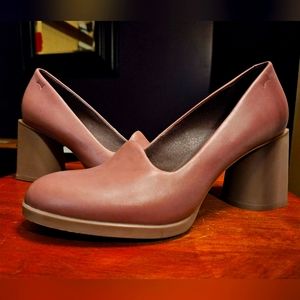 Women's Camper size 7 In light pink/lilac